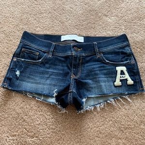 Abercrombie and Fitch denim shorts A patch sz 4